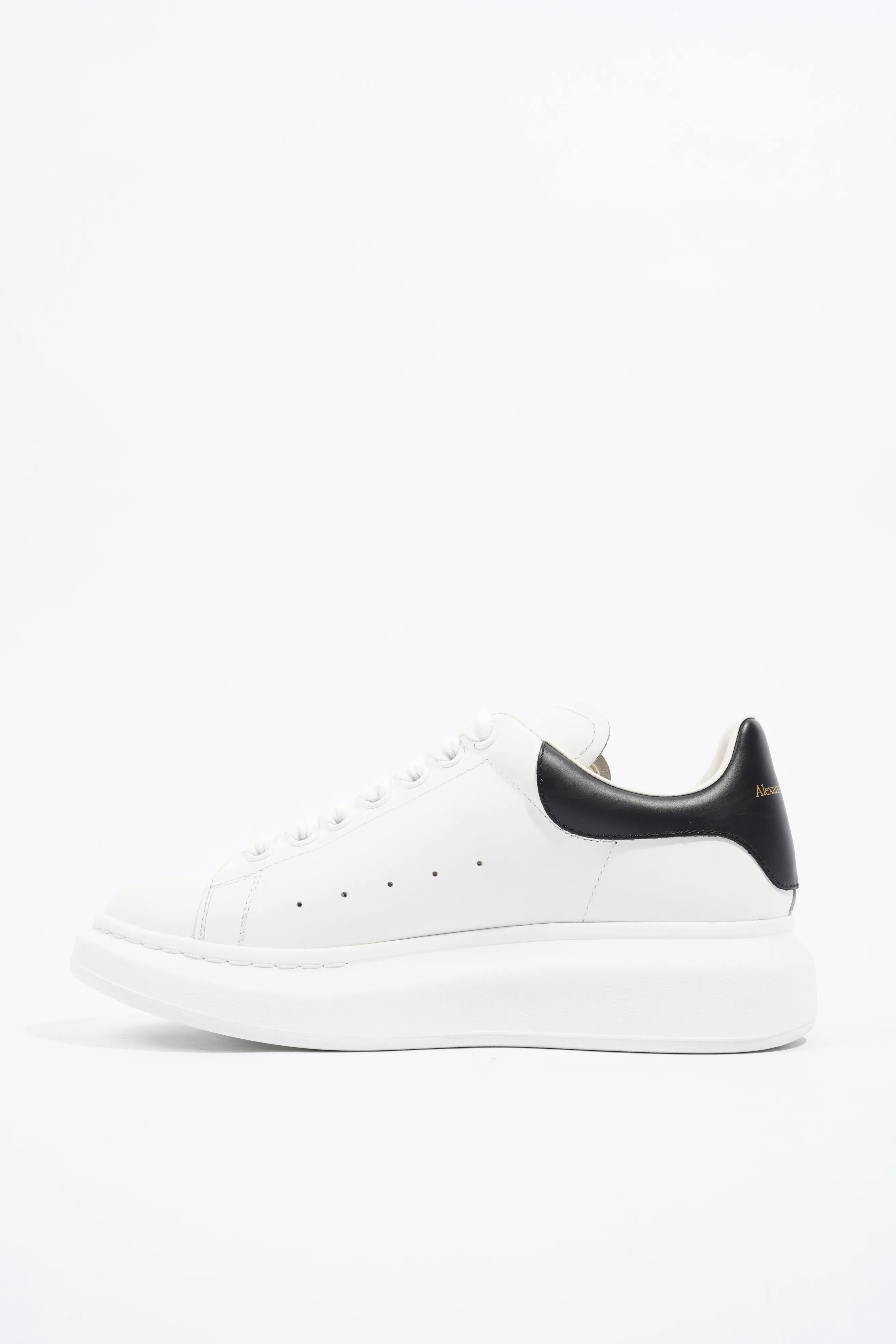 Alexander McQueen Oversized Sneaker White / Black Tab EU 39 / UK 5
