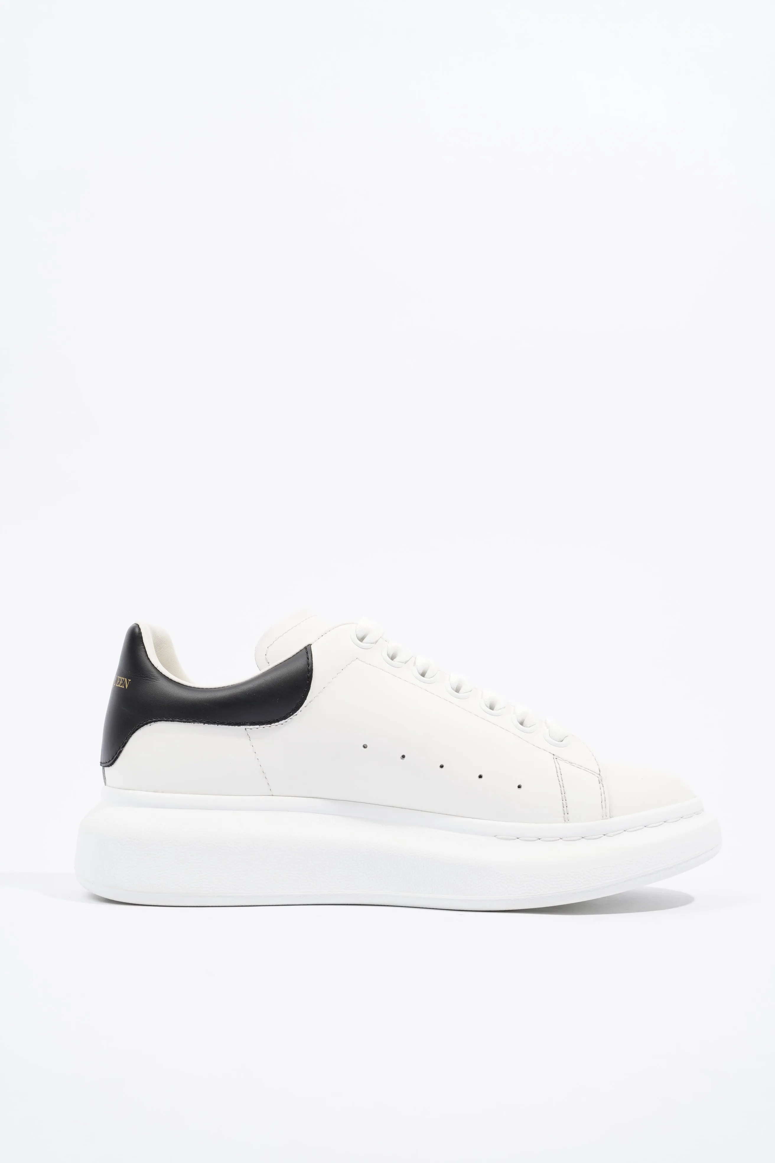 Alexander McQueen Oversized Sneaker White / Black Tab EU 39 / UK 5