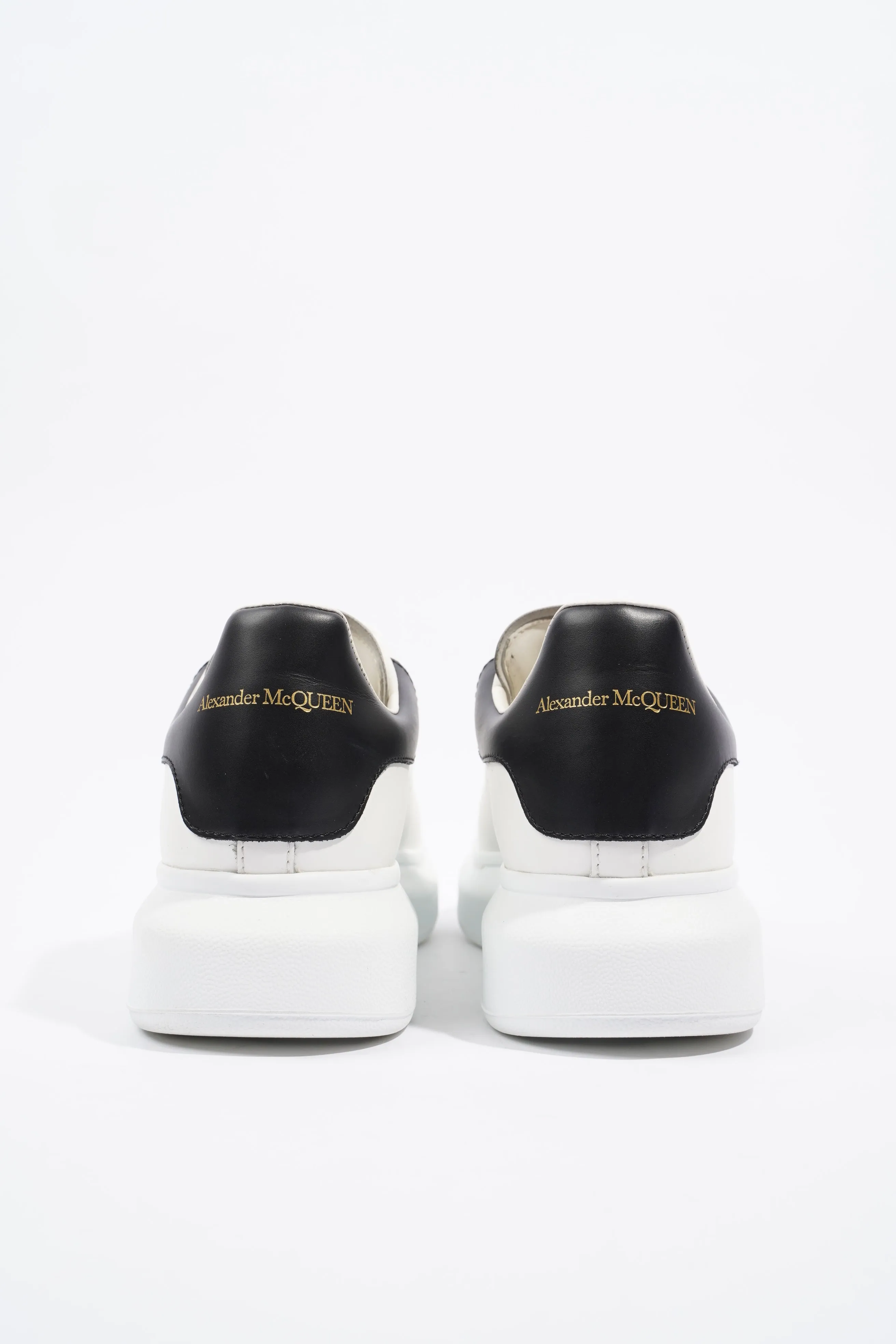 Alexander McQueen Oversized Sneaker White / Black Tab EU 39 / UK 5