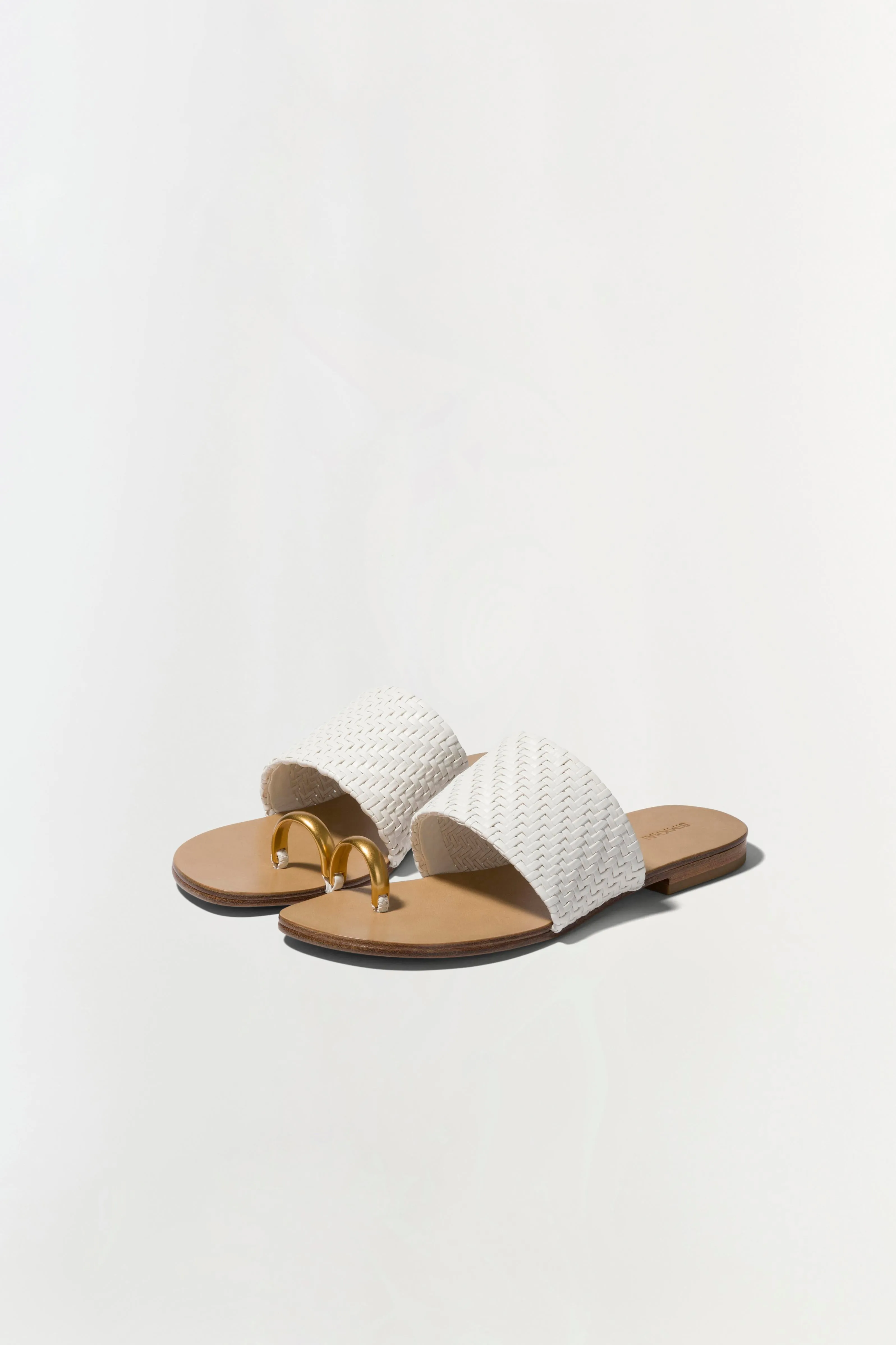Ariana Sandal
