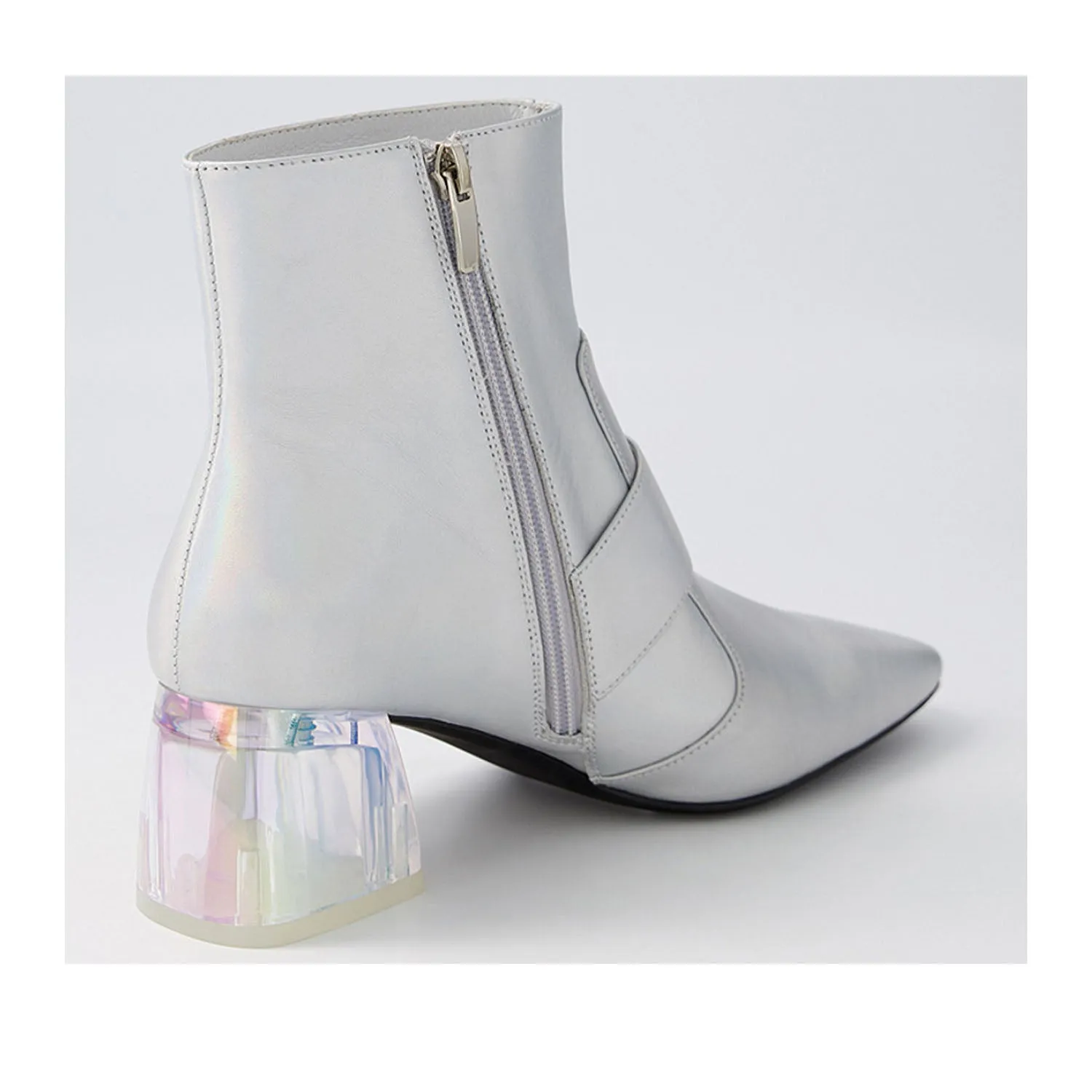 Django and Juliette Women's Markia in Silver Rainbow