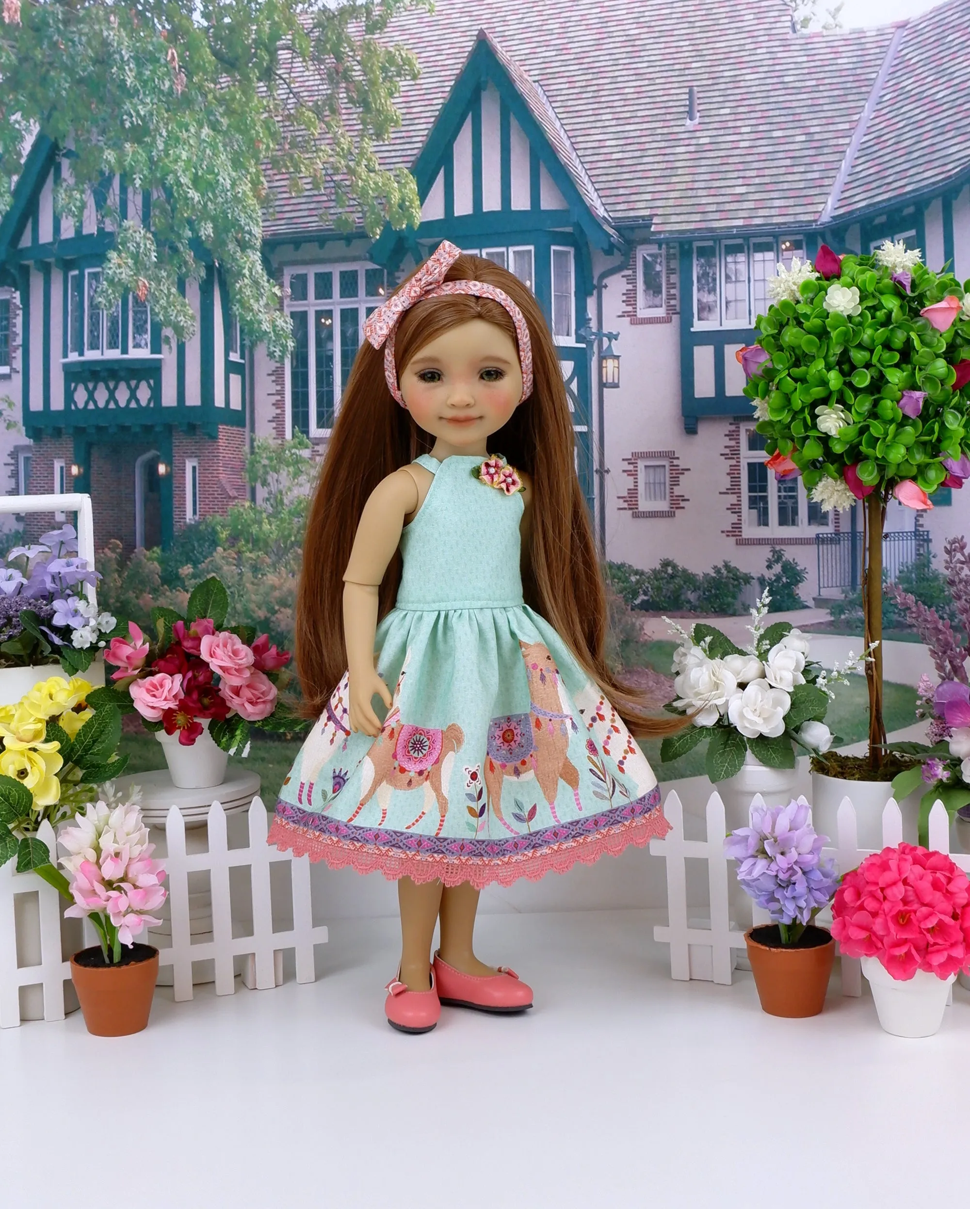 Llama Parade - dress with shoes for Ruby Red Fashion Friends doll