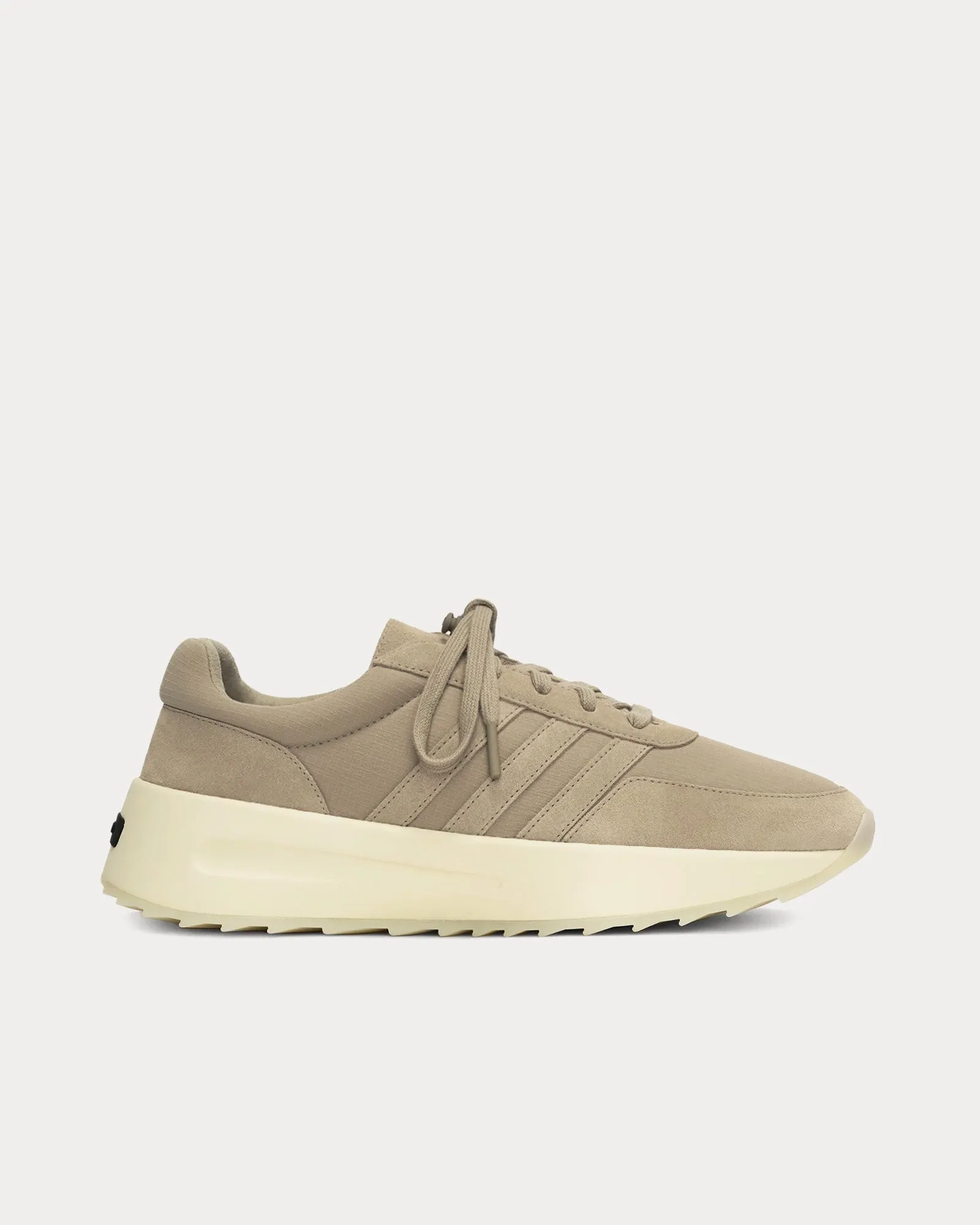 Los Angeles Runner Clay Low Top Sneakers