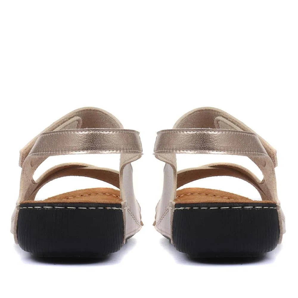 Touch-Fasten Sandals - MUY1509 / 124 091