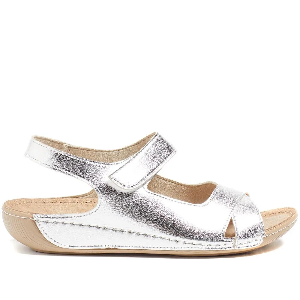 Touch-Fasten Sandals - MUY1509 / 124 091