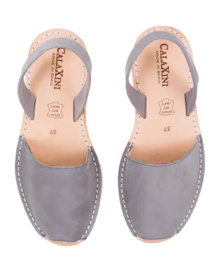 Verano Slide in Gris Nubuck