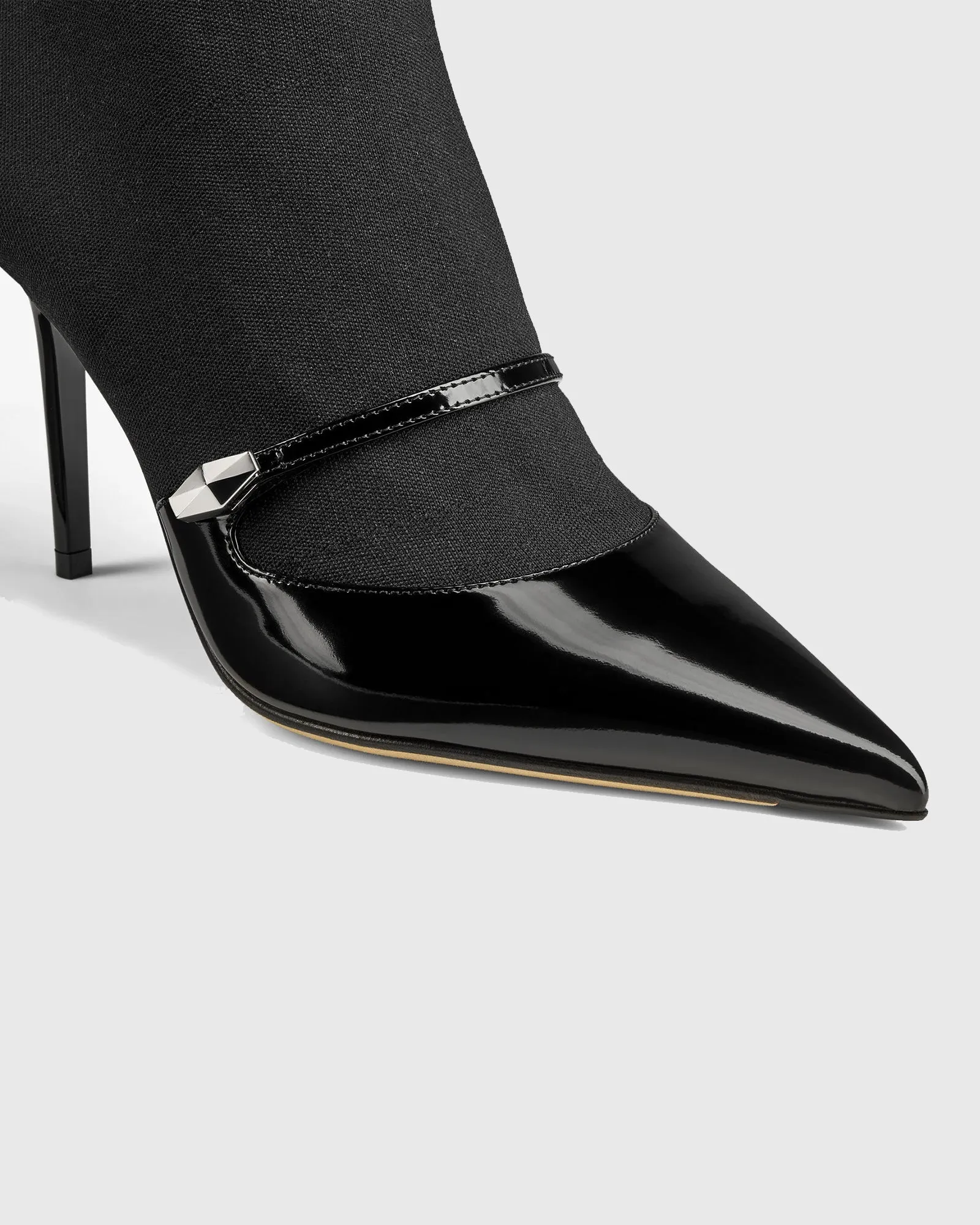 Yamha Hybrid Socks Ankle Boots In Black