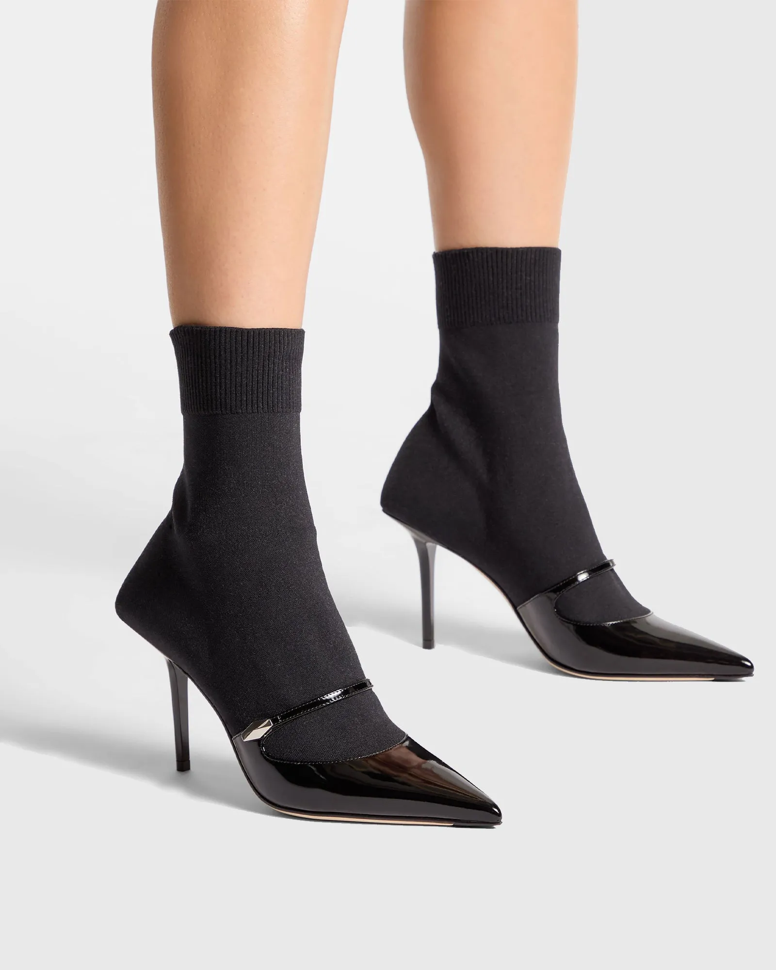 Yamha Hybrid Socks Ankle Boots In Black